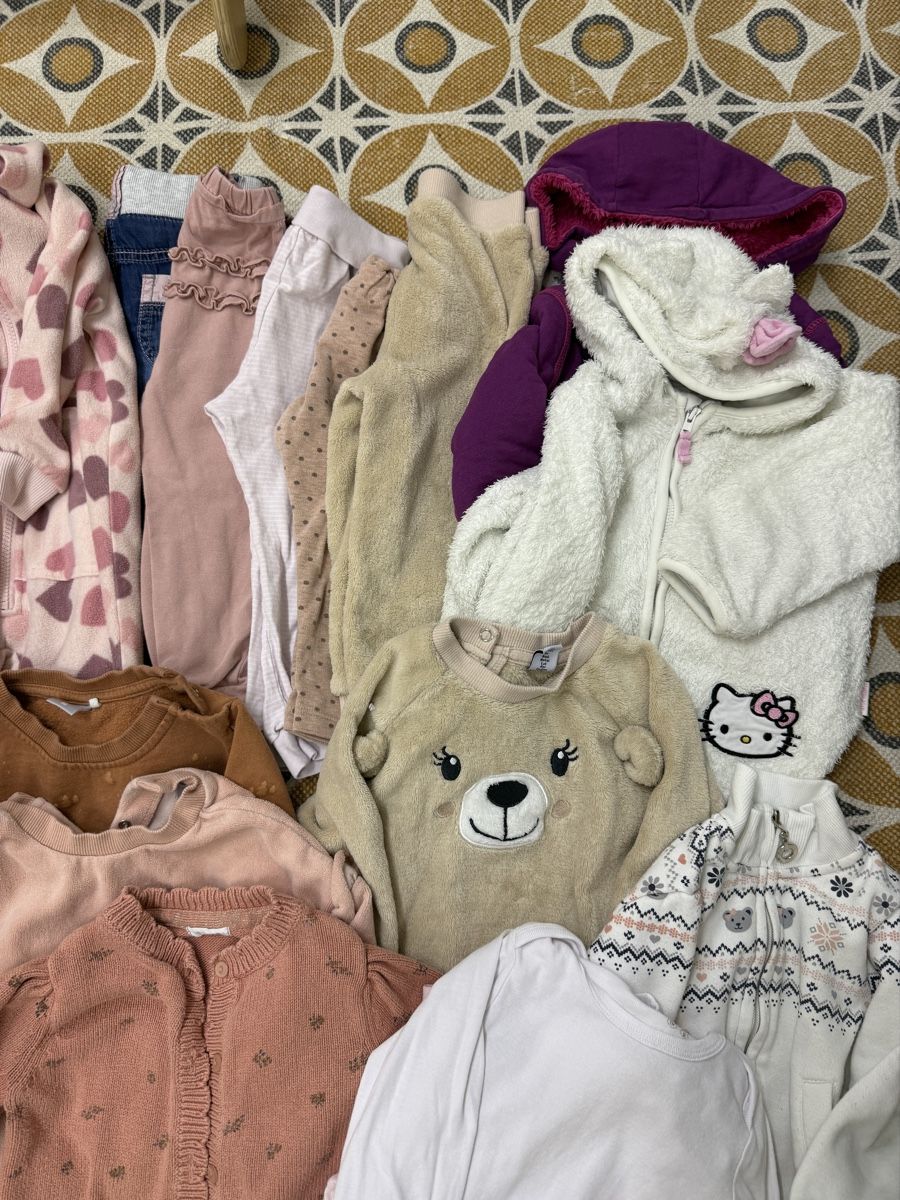 Lotti & Set di vestiti: Mädchen Kleiderpaket Grösse 86 Winter – Usato da Oberrohrdorf venduto da Rgf_b21 5