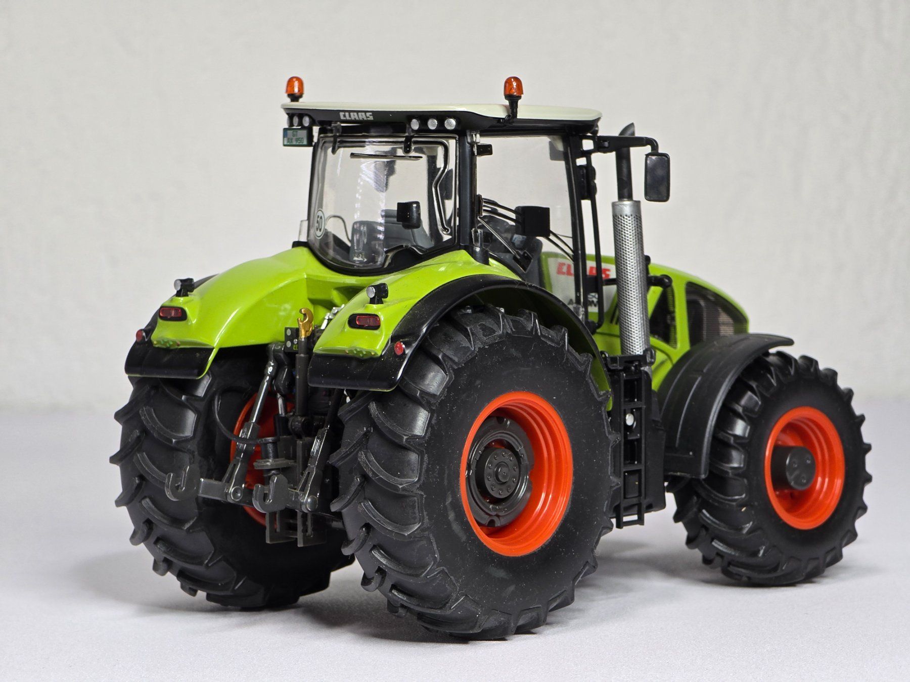Wiking Modellbausätze & Standmodelle: Wiking, 077314, Claas 950 Axion, Vitrine – Neu (gemäss Beschreibung) aus Kloten von Nicola2 8
