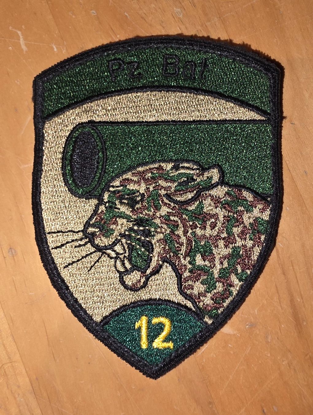 Schweizer Armee Plaketten & Abzeichen: 4 Stk. Badges mit Klett > Pz Bat   12 – Gebraucht aus Obermumpf von oiskypoisky 5