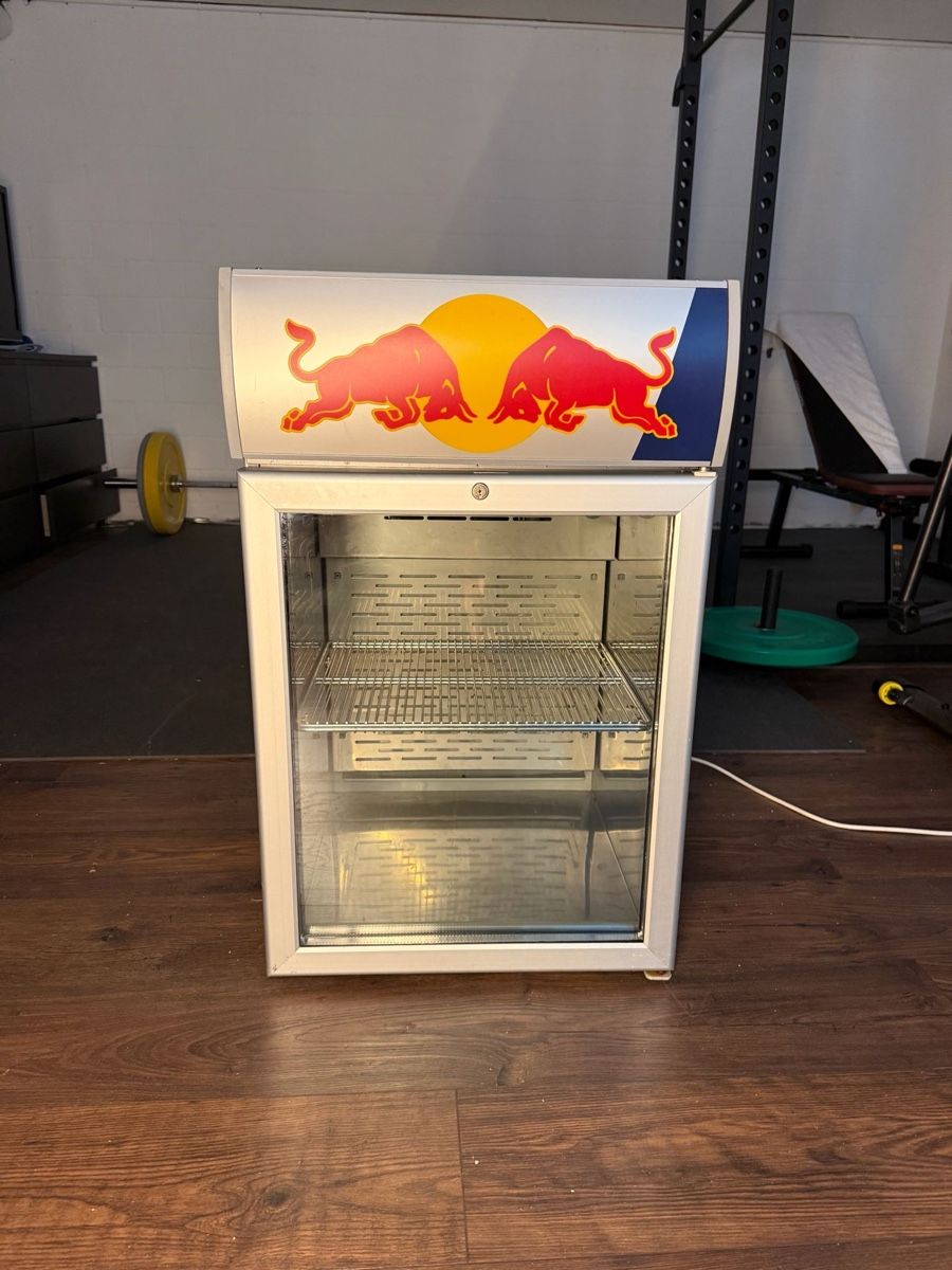 Frigoriferi: Red Bull Kühlschrank – Usato da Liestal venduto da Xenias01