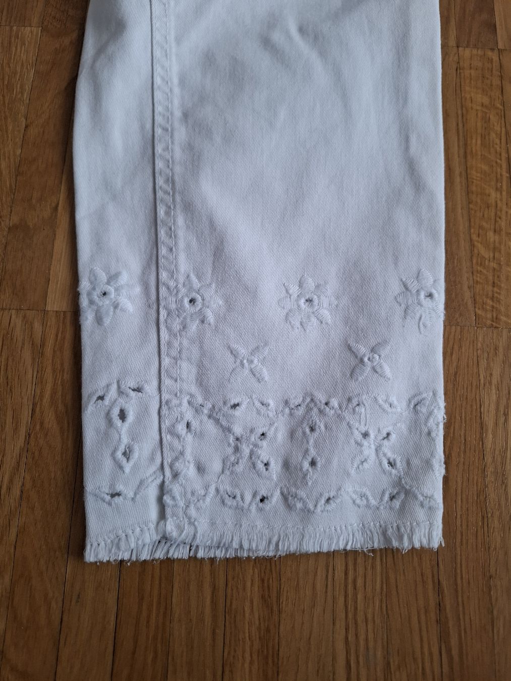 Pantaloni: Sommerhose, weiss, Gr. S – Usato da Rotkreuz venduto da PrelovedPicks 1