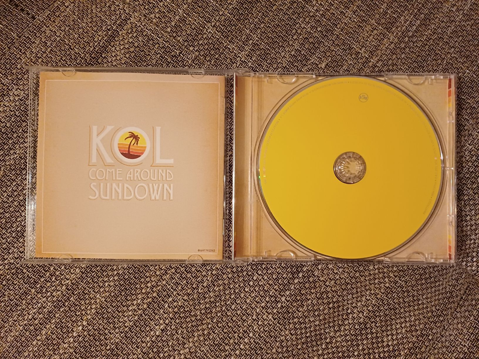 CD: Kings Of Leon "Come around sundown" CD – Nuovo (secondo la descrizione) da Begnins venduto da Drastic-Sound 2