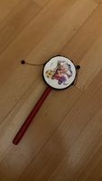 Traditionelle chinesische Rassel Kinderinstrument rot