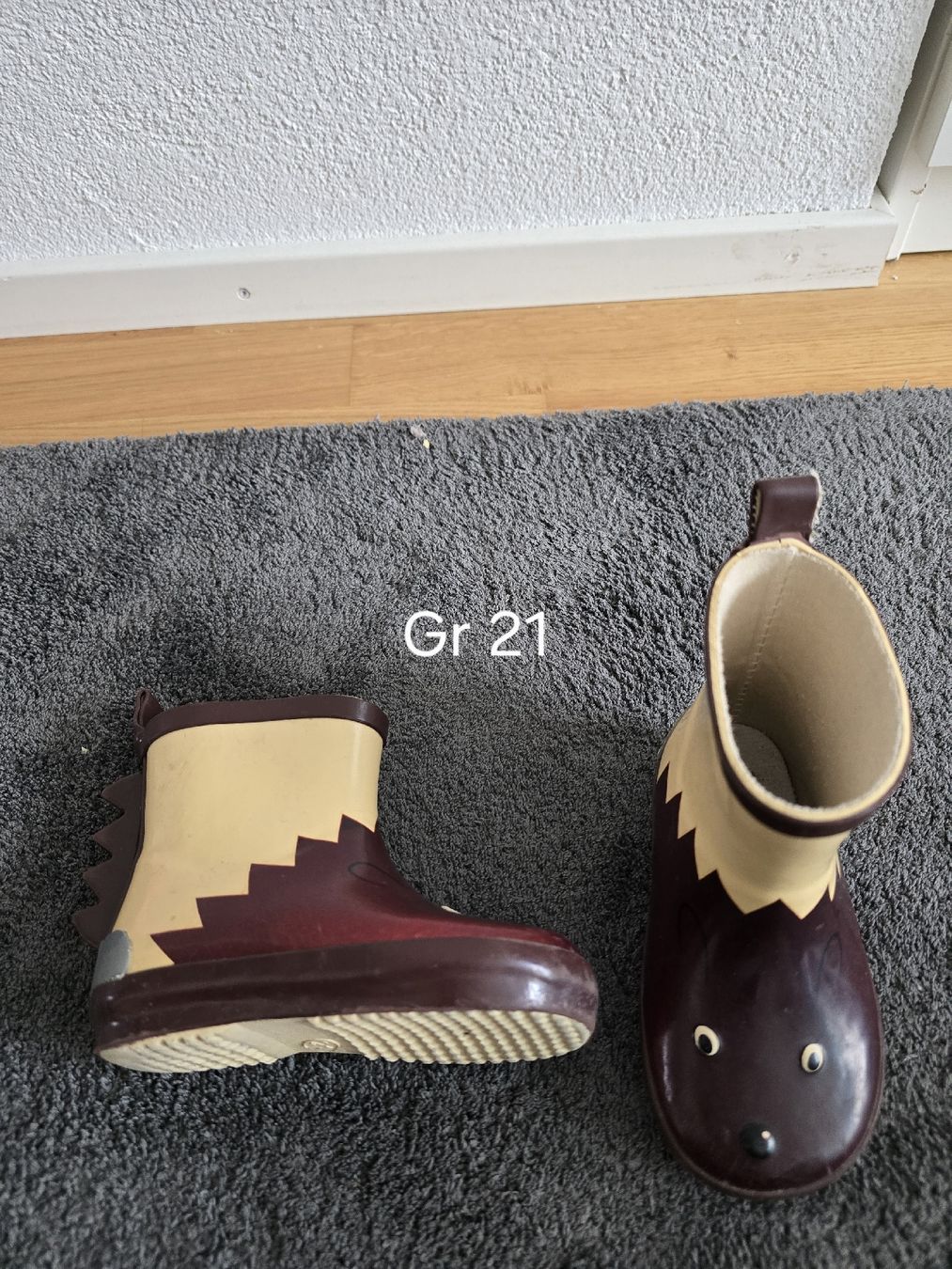 Chaussures garçon: Gummistiefel Kinder Grösse 21 – D'occasion à Sulgen par Seven_Speed