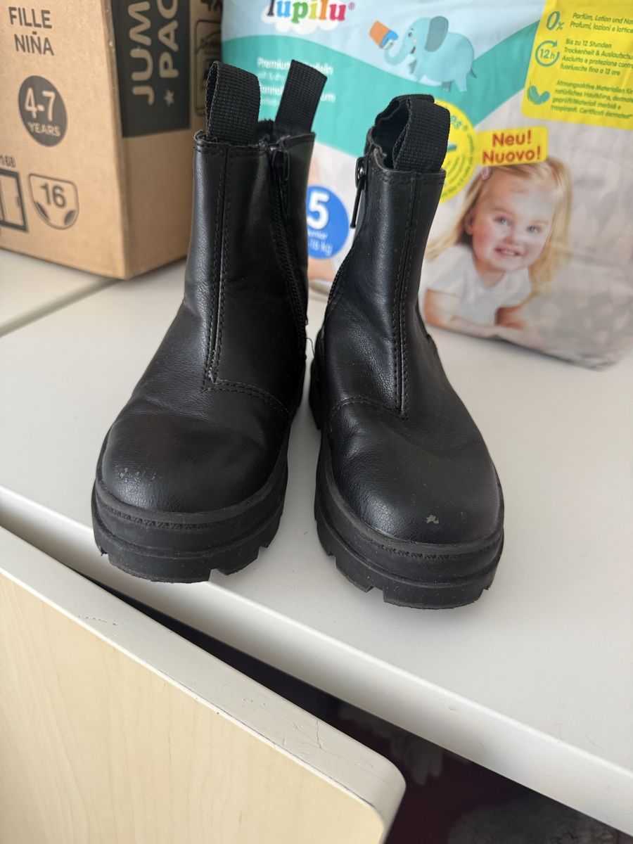 H&M Scarpe per ragazzi: H&M Kids Black Boots, Size 25 – Usato da Ueberstorf venduto da man_p2fy 1