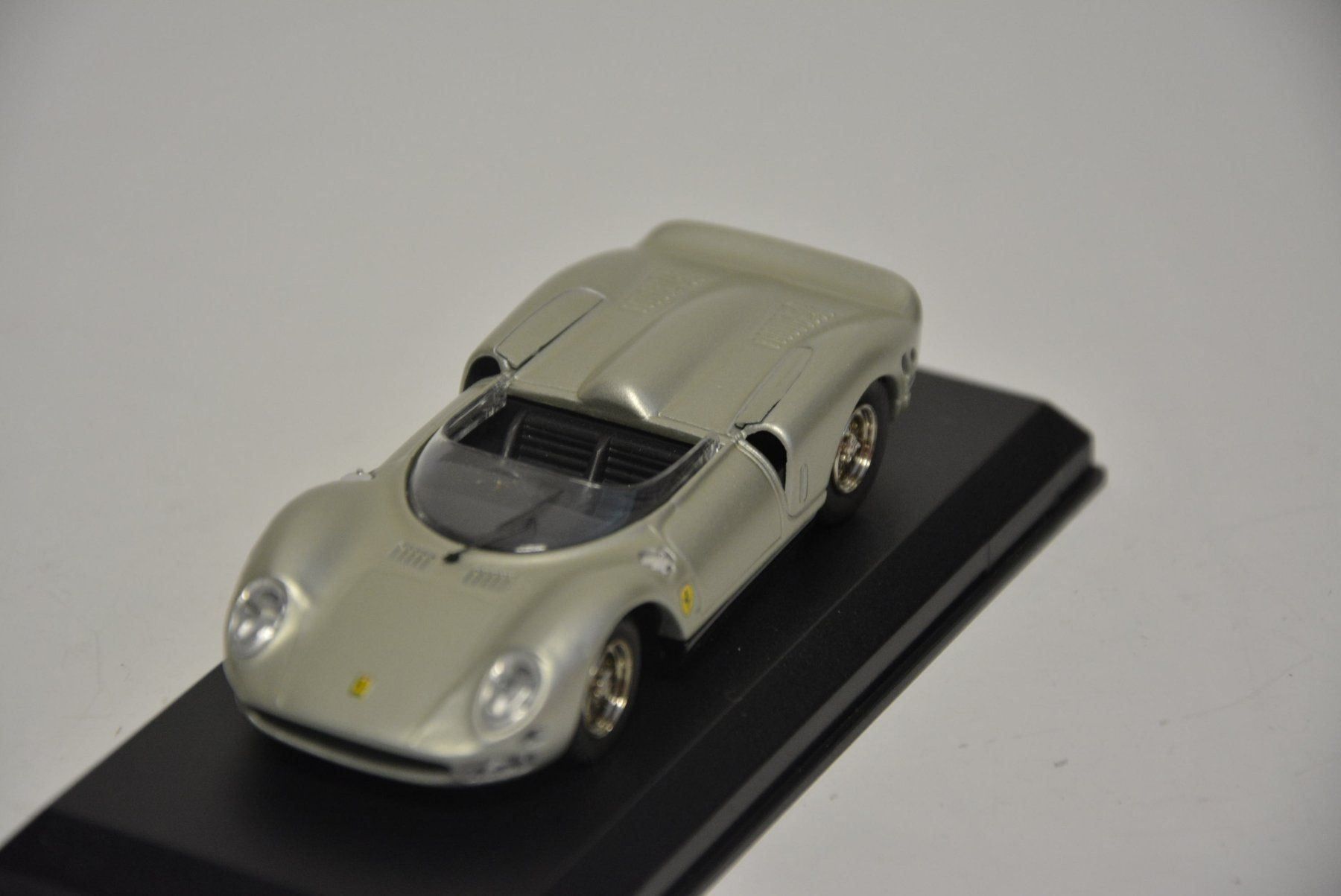 Ferrari Modellini d'auto: Ferrari 330 P2 1964 , Best Model , 143 – Nuovo e nell'imballaggio originale da Goldach venduto da Feivel9 2