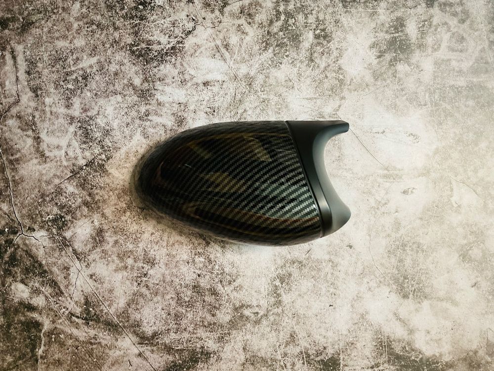 BMW Tutti pezzi di ricambio auto: BMW Spiegelkappen E81 E82 E87 E88 M Carbon Look 1 Serie Neu – Nuovo e nell'imballaggio originale da Balsthal venduto da D.K.Autoteile1 4