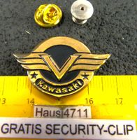 KAWASAKI V PIN GEPRÄGT GROSSS 4cm MIT SECURITY-CLIP VINTAGE