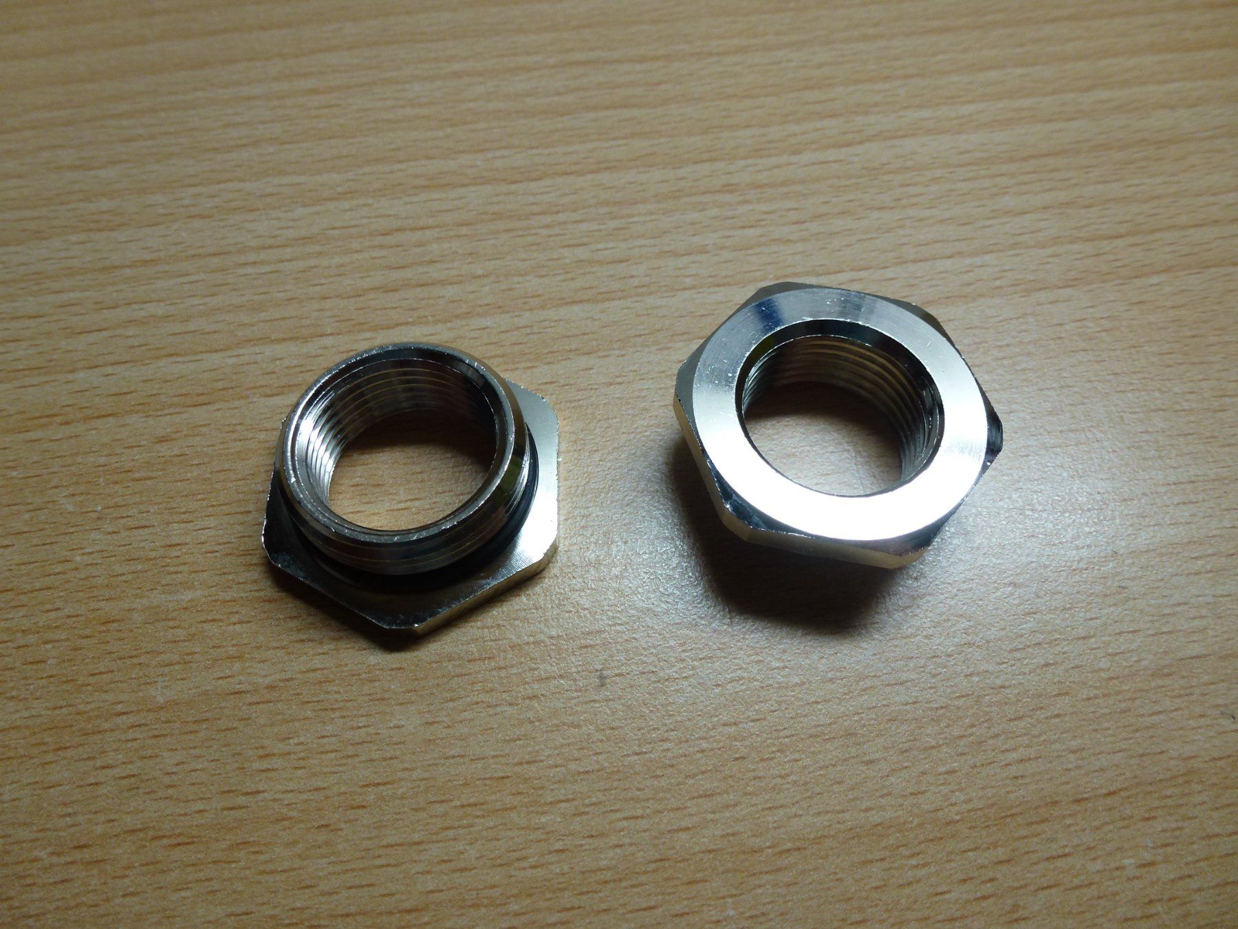 Ferramenta: 20St. Reduktionsflansch M25 / M20 Metall – Nuovo (secondo la descrizione) da Hombrechtikon venduto da HGK50 1