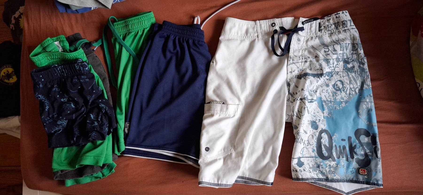 Lotti & Set di vestiti: Habits garçon 10-12 ans – Usato da Genève venduto da kannatta110 3