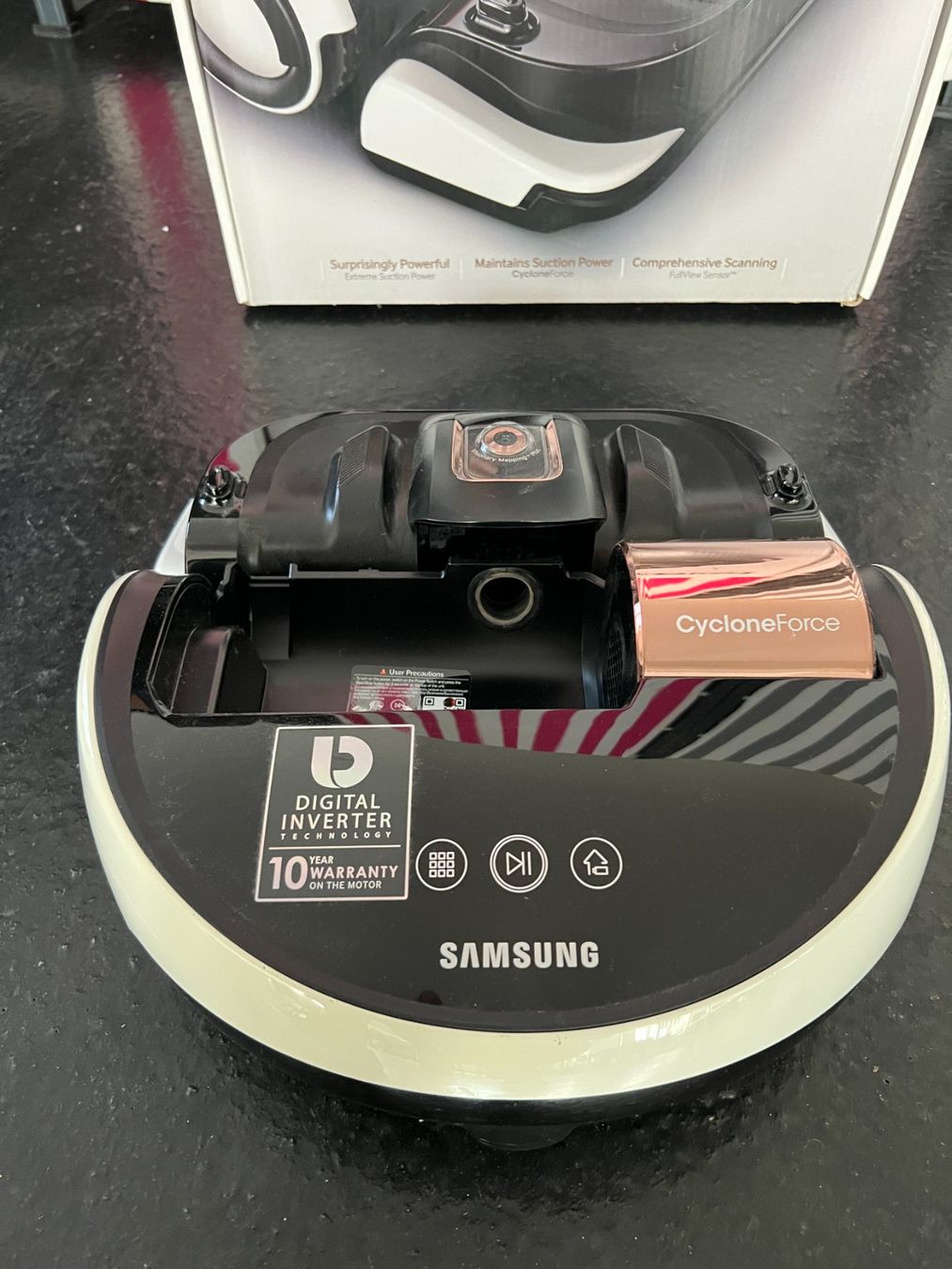 Samsung Aspirapolveri & Accessori: Staubsauger, Saugroboter Samsung Powerbot VR9000 – Usato da Uster venduto da Lea_ZH 1