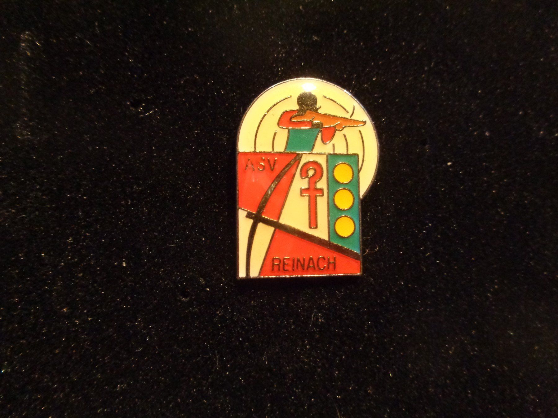 Placchette & Badge: Pin Armbrustschützen Reinach – Usato da Birsfelden venduto da Albatros55