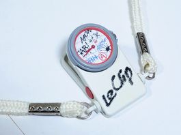 Le Clip – Swiss Quartz Watch