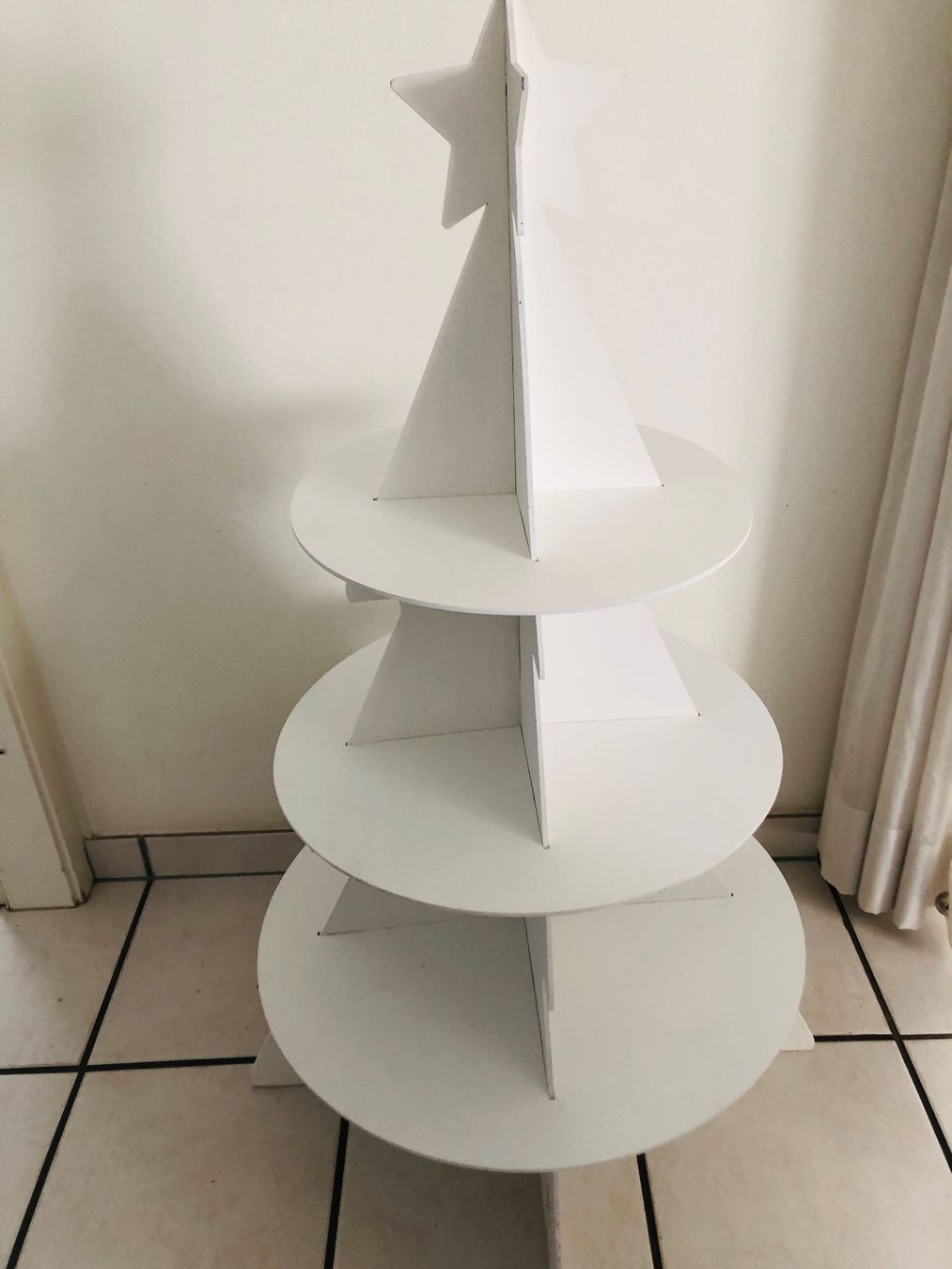 Tutte le decorazioni: Weihnachtsbaum aus Holz, Weiss, 96cm – Usato da Arlesheim venduto da leyRum4.5