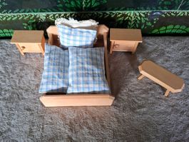 Herziges 4-Teiliges Schlafzimmer aus Holz fürs Puppenhaus