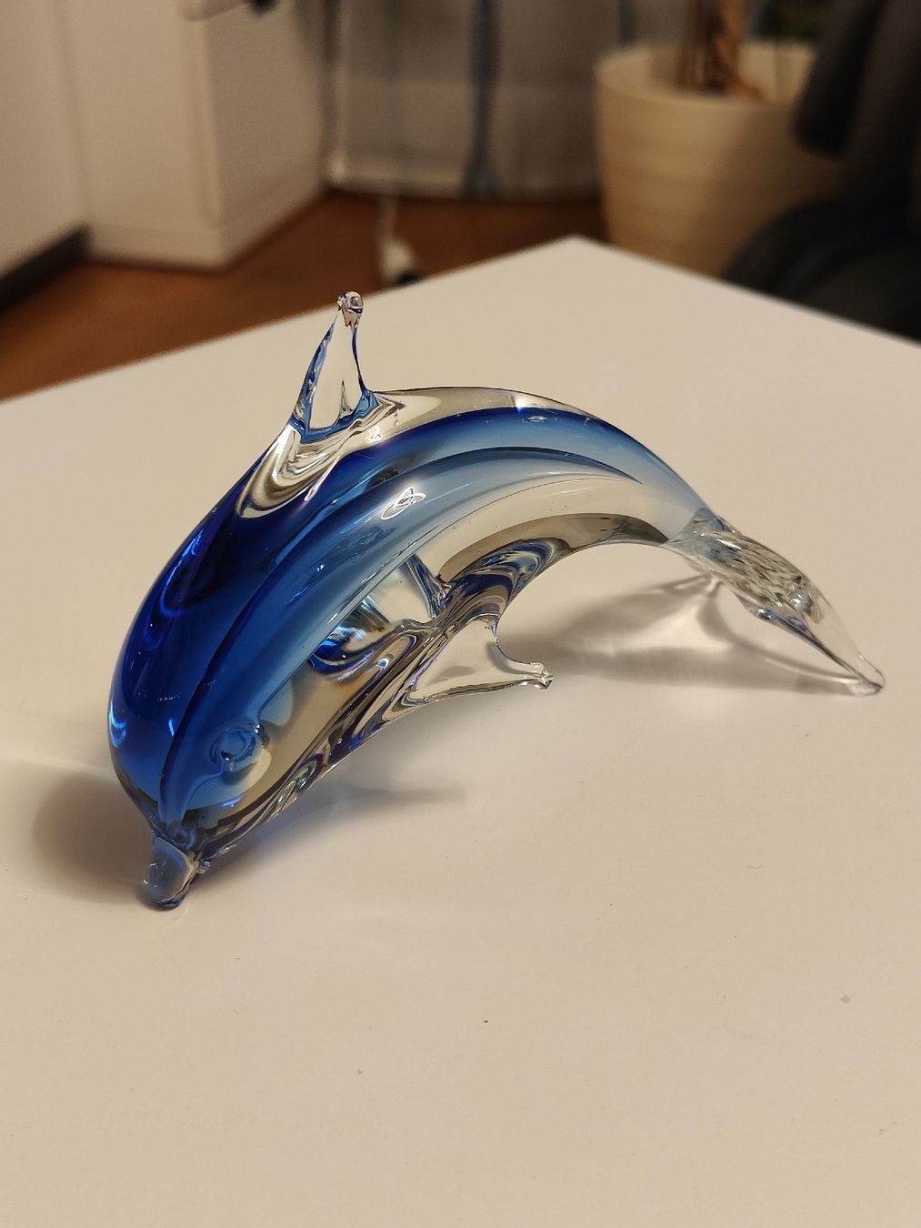 Figuren: Glasfigur Delfin blau transparent – Gebraucht aus Ermatingen von Nikitachen