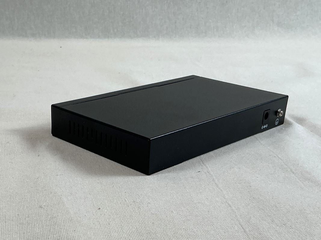 Hub & Switch: TENDA Netzwerk Switch – Usato da Richterswil venduto da Restwert_Richterswil 6