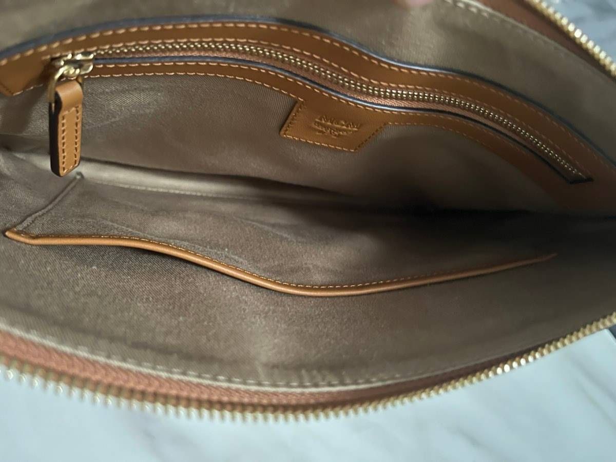 Mcm Borse da donna: MCM Umhängepouch In Visetos Original, cognac – Nuovo (secondo la descrizione) da Triesen venduto da dardaleni 7
