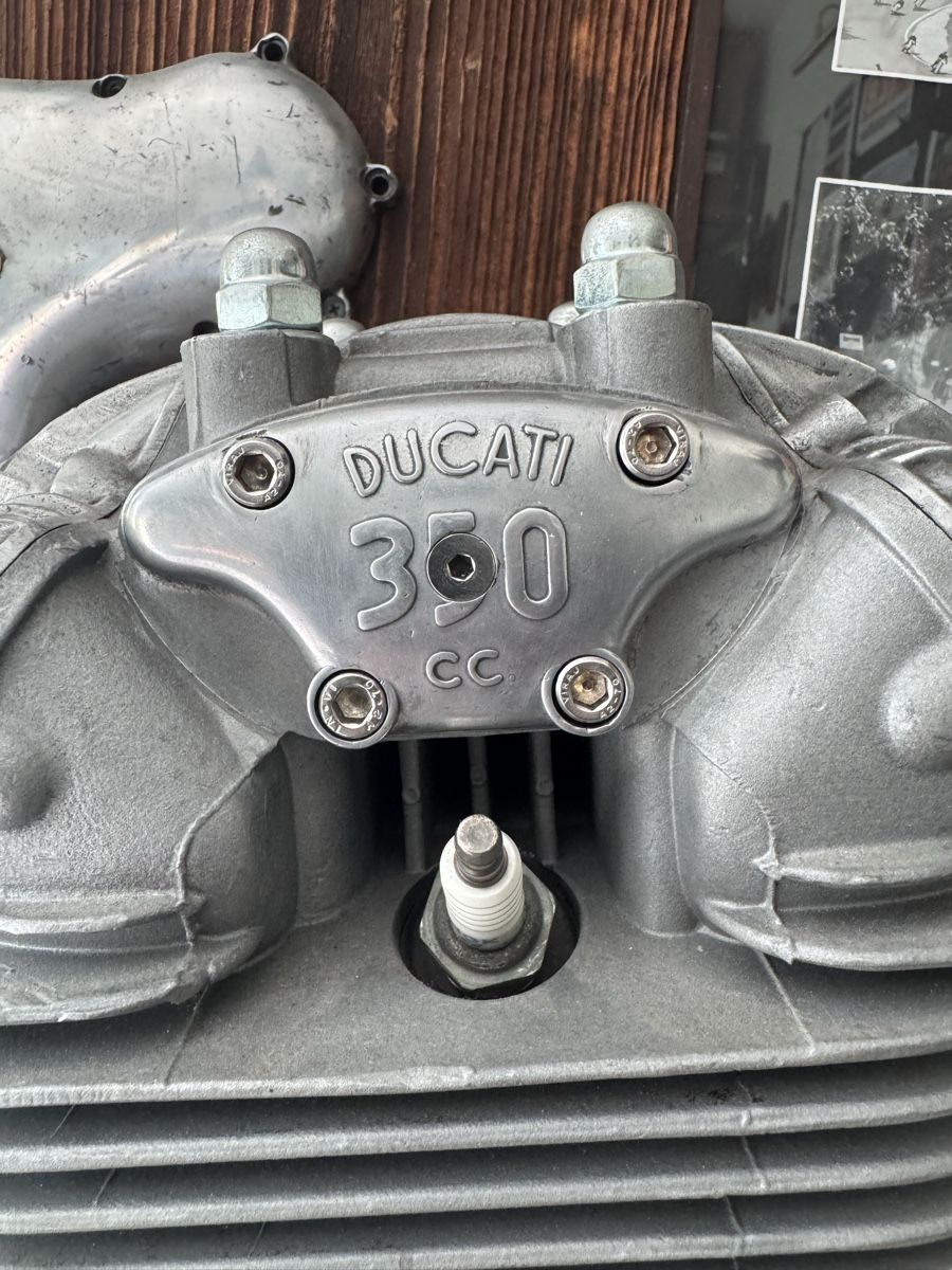 Ducati Motoren: Moteur Ducati Vintage - attention vide – Gebraucht aus attalens von La.trouvaille 2
