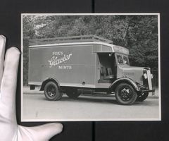 Fotografie Lastwagen Morris mit Hamshaw 
