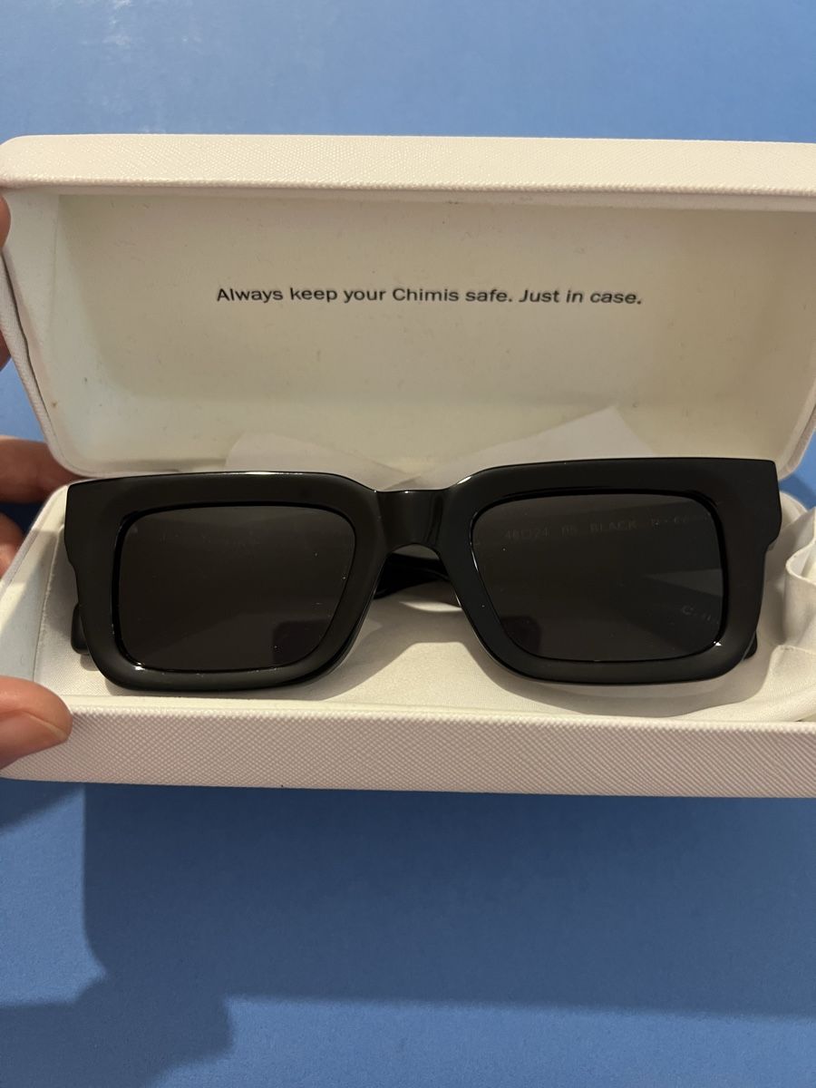 Occhiali & Lenti: Chimi in black – Nuovo (secondo la descrizione) da Zürich venduto da Isabel.