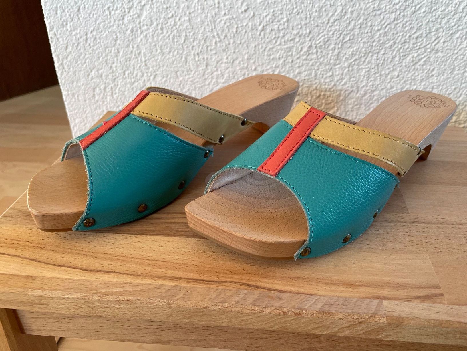 Herrenschuhe: Trendige Design Schuhe TOKUSHUU Gr. 37 – Gebraucht aus Köniz von kupu-kupu
