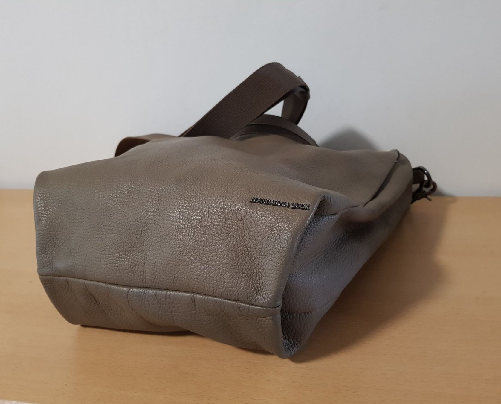 Mandarina Duck Borse da donna: Mandarina Duck Mellow Ledertasche – Usato da Basel venduto da fafa68 6