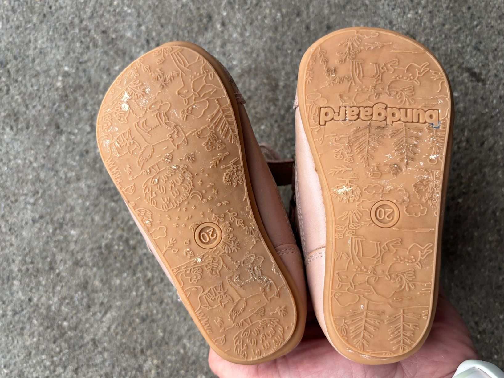 Scarpe per ragazze: Bundgaard Leder-Kleinkindschuhe, Größe 20 – Usato da Brugg AG venduto da tsannen 5