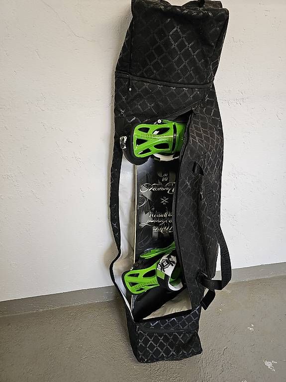 Boards: Snowboard Nitro mit Burton Bindung und Tasche – Gebraucht aus Thun von Sir09 3