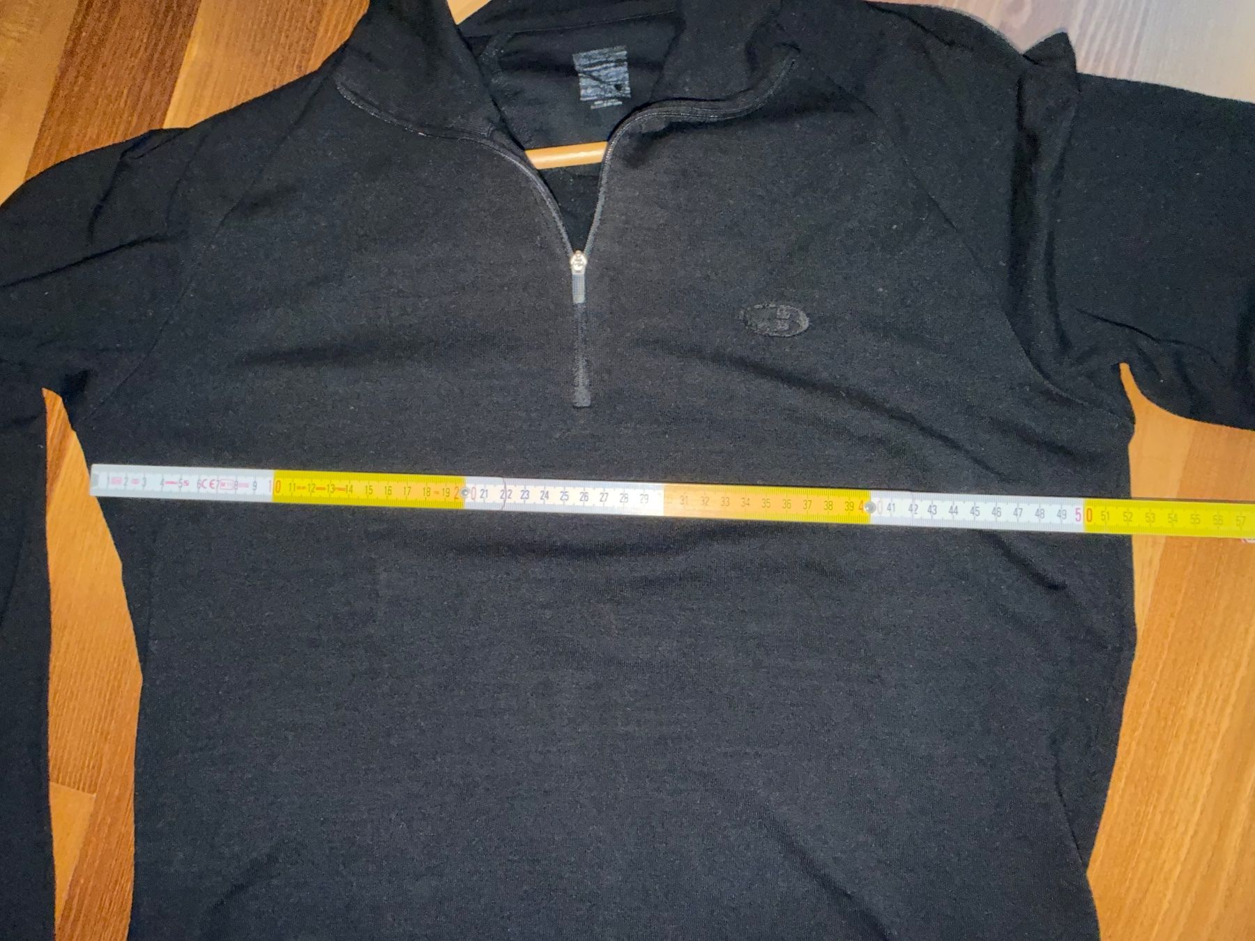 Icebreaker Maglioni & Felpe: Icebreaker Pullover Merinowolle schwarz – Usato da Buchs SG venduto da VintageHomeCH 4