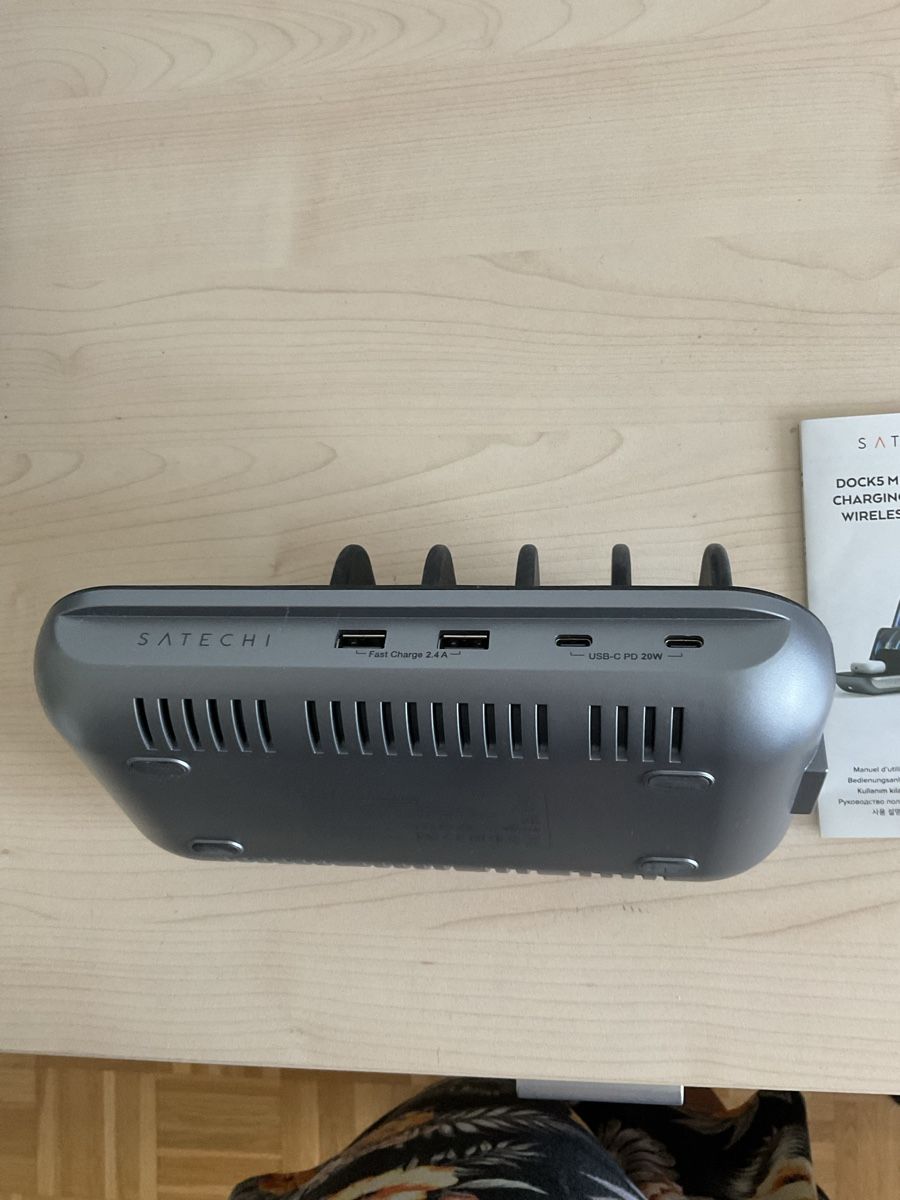 Satechi Dockingstation: Satechi Multi-Device Charging Station, Top Zustand, Schnelll – Gebraucht aus Rotkreuz von rol_p6rh 2