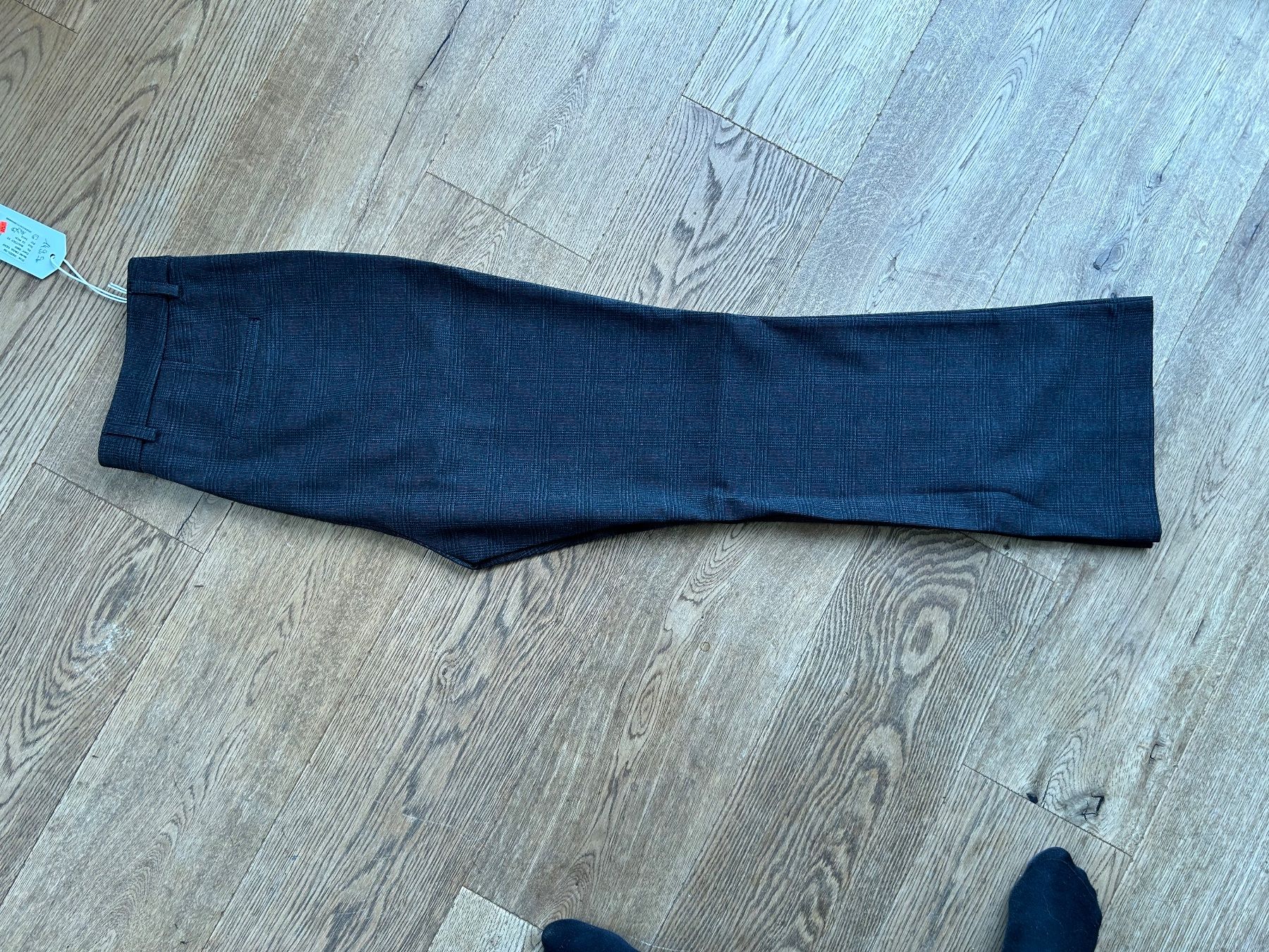 Pantalons: Hose, Gang  //NEU// 32 – Neuf (Voir description) à Stettfurt par outlet72 1
