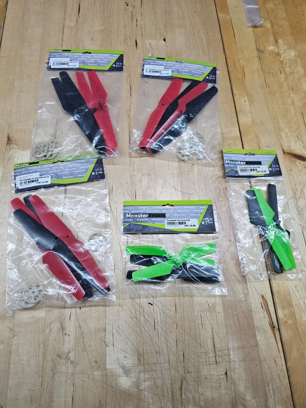 Modellismo RC: MT Sky Agent und Sky Bot Ersatz Rotorblätter – Nuovo e nell'imballaggio originale da Rüti ZH venduto da Madeira14