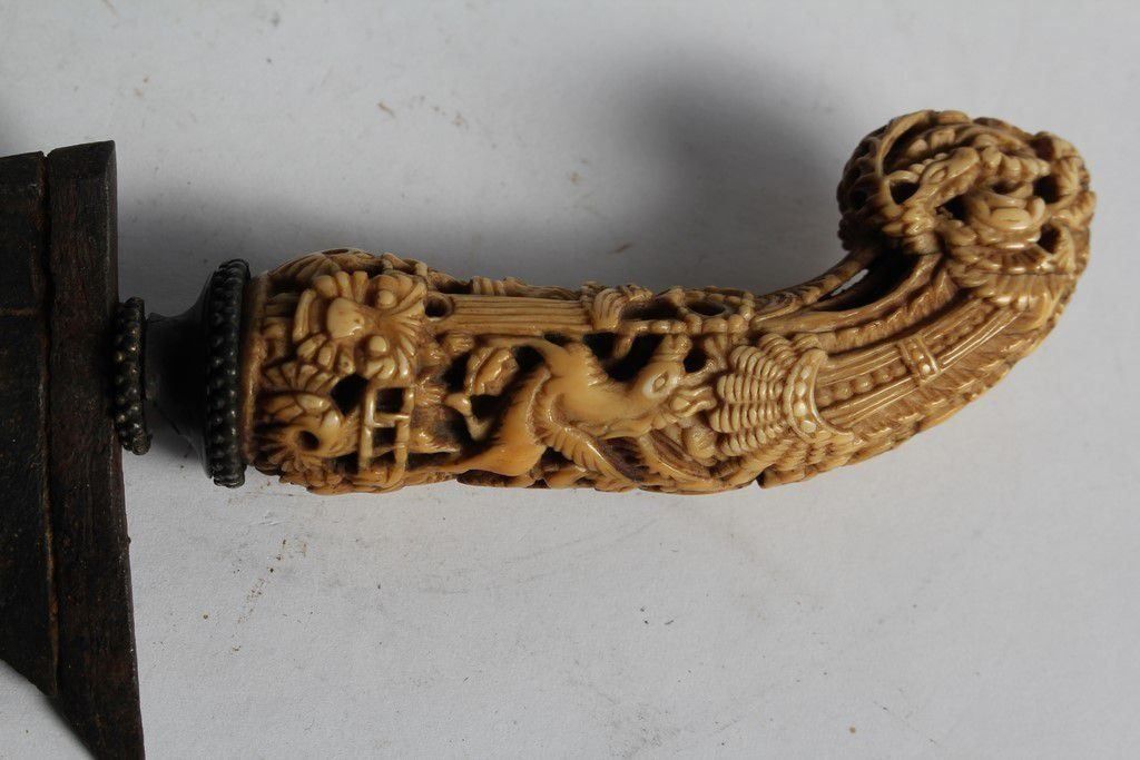 Tutti gli attrezzi: Ancien couteau malais Kriss – Usato da Vandoeuvres venduto da Dom-Tom 4