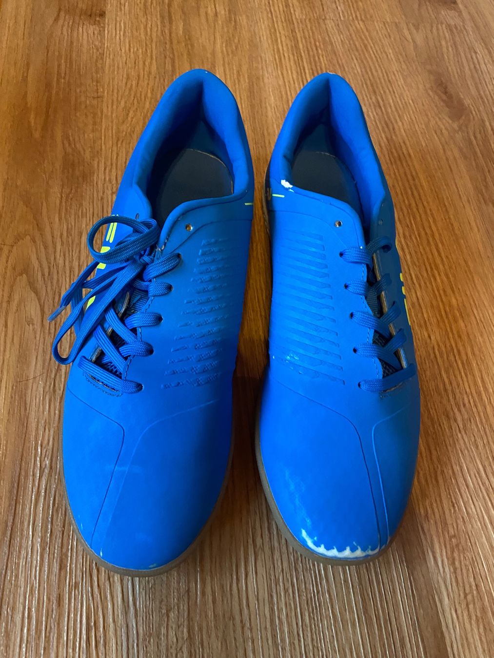 Fila Scarpe da uomo: FILA Hallenturnschuh Gr. 43 – Usato da Wollerau venduto da Cynne23 1
