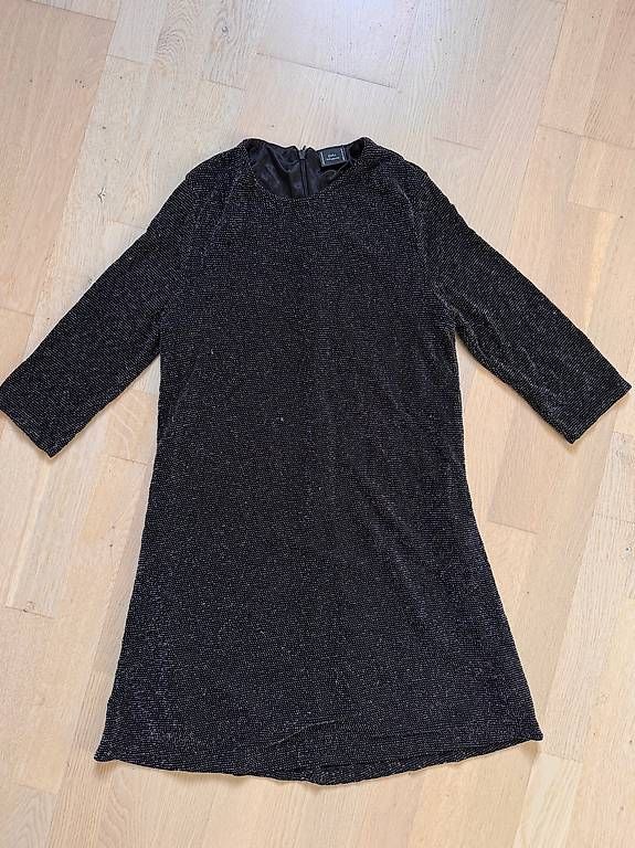 Zara Vestiti: Schwarz-glitzerndes Zara Kleid – Nuovo (secondo la descrizione) da Arlesheim venduto da dan_vv9f