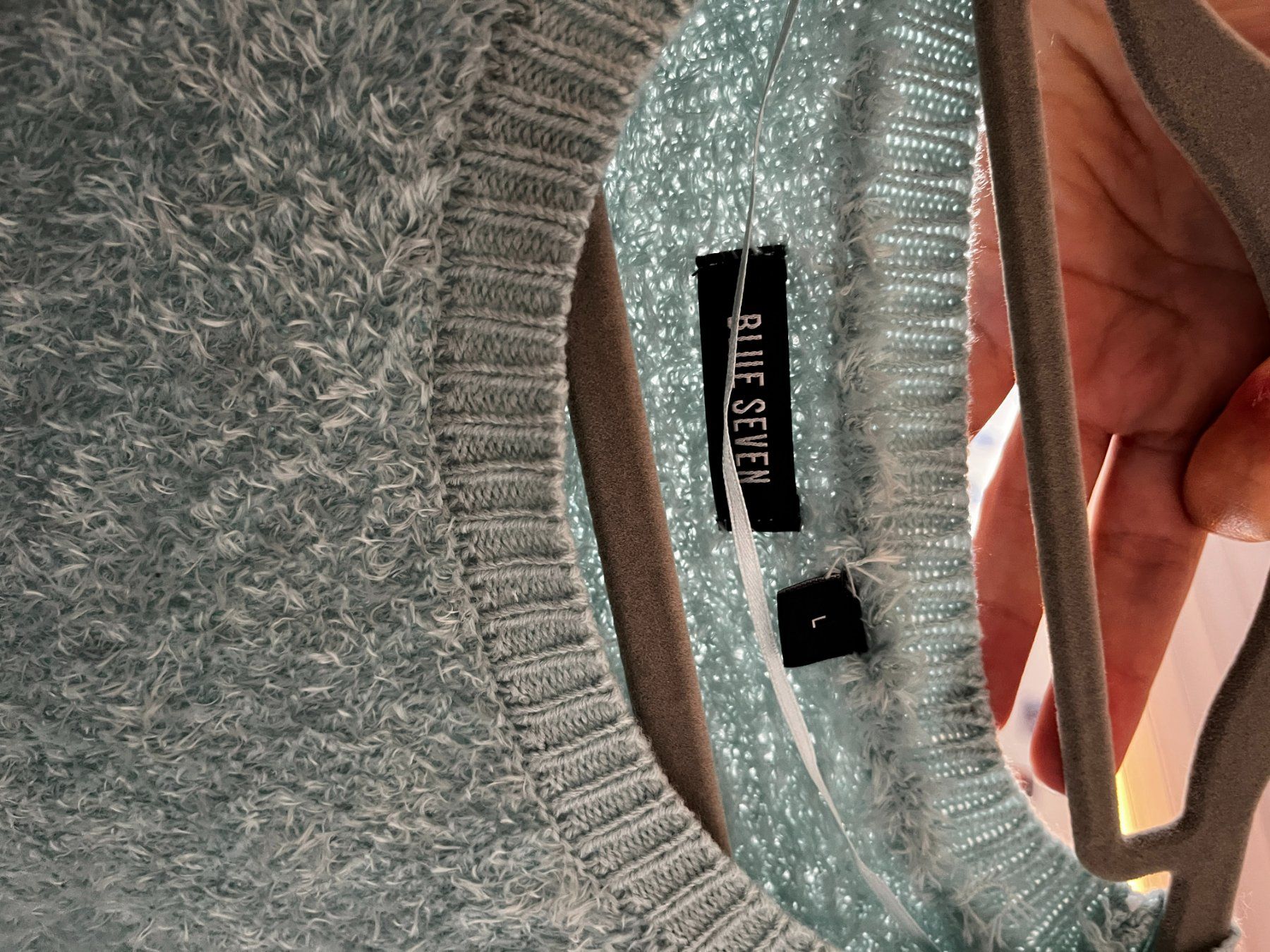 Maglioni & Felpe: Mintgrüner flauschiger Pullover – Usato da Seuzach venduto da anina.k 1