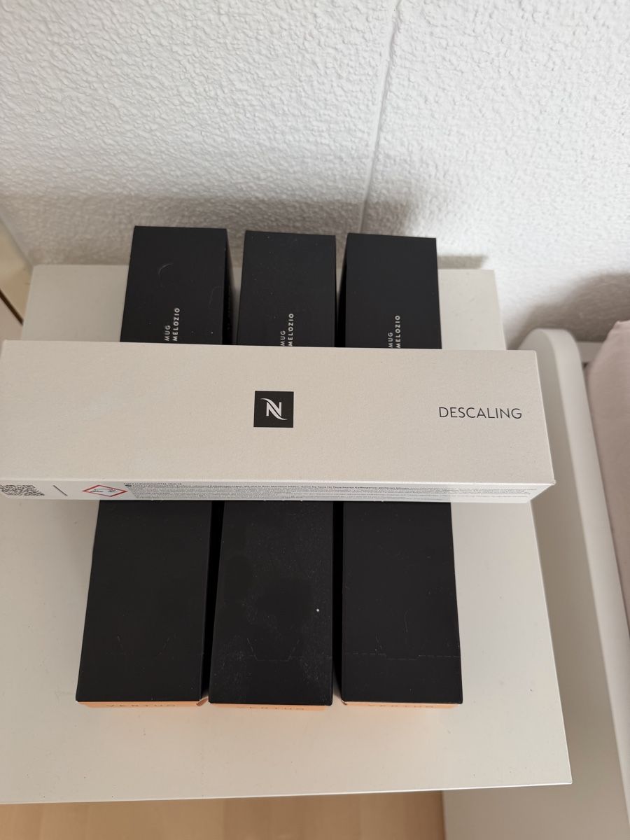 Nespresso Macchine per caffè & Macchine per espresso: Nesspresso Vertuo Next – Usato da Bremgarten AG venduto da est_9n9l 4