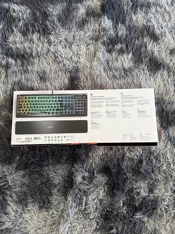 Tastaturen: 2x Gaming Tastatur – Gebraucht aus Zürich von Ghostanium 1