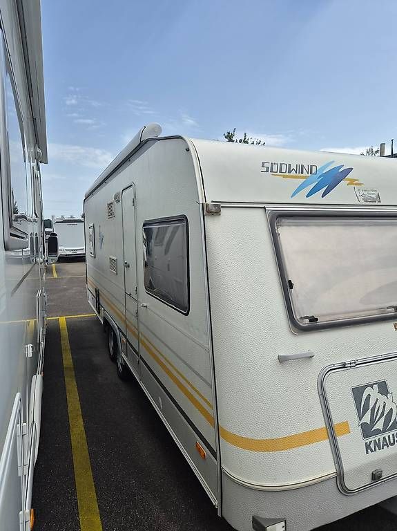Camping Fahrzeuge: Knaus Südwind 590 Mit Thule Omnistor  – Gebraucht aus Mühleberg von Rambodisli94