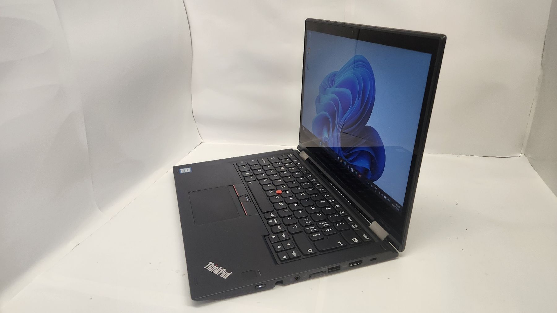 Lenovo Notebook: LENOVO Thinkpad X380 Yoga, Intel Core i5 7th  – Usato da Donneloye venduto da ire_767q 3