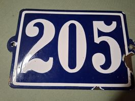Altes Emaille Hausnummernschild "205"