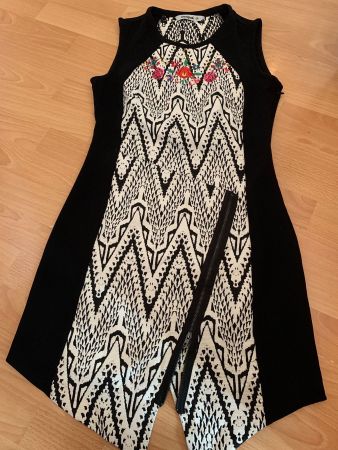 Magnifique robe Desigual t. 36 ou S
