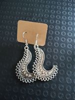 Boucles d'oreilles pendantes argentées style ethnique