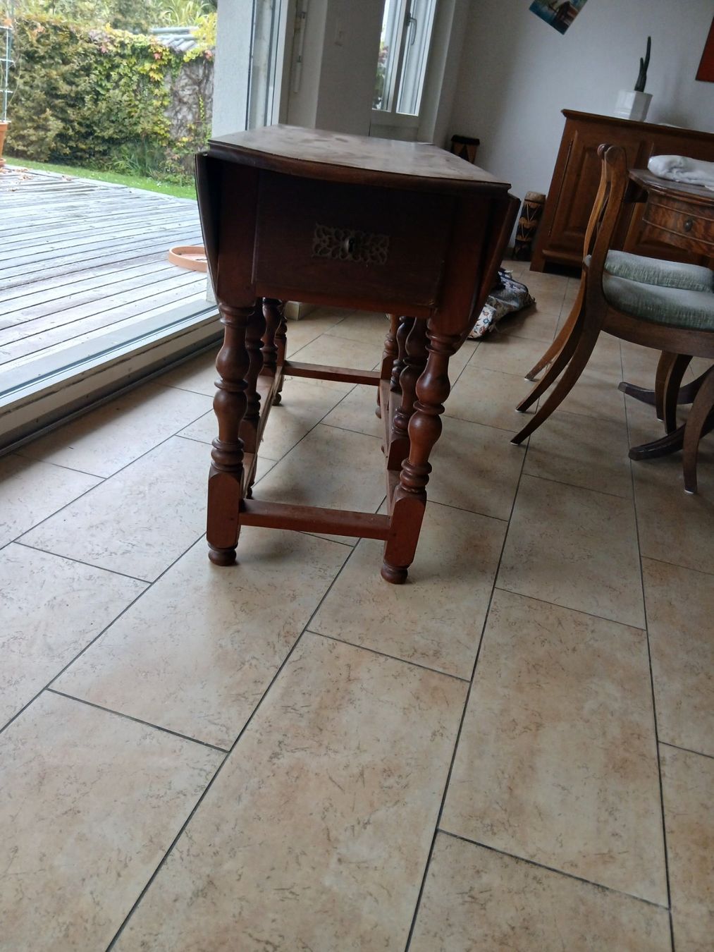 Tavoli: Table ancienne en bois avec abattants – Usato da Lüscherz venduto da Tulipe1 3