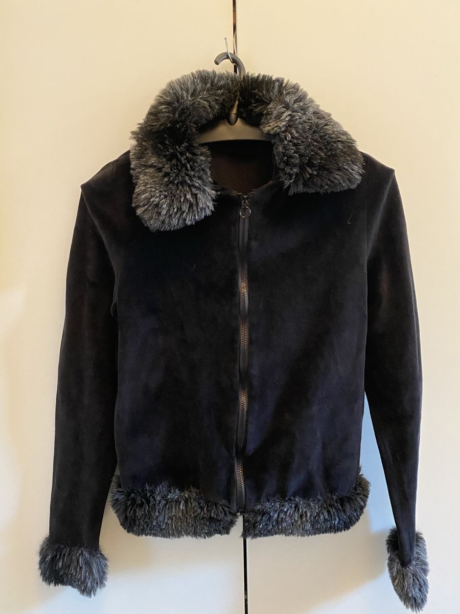 Giacche: Jacke mit Pelzkragen und Bund – Usato da Basel venduto da Nina_777 1