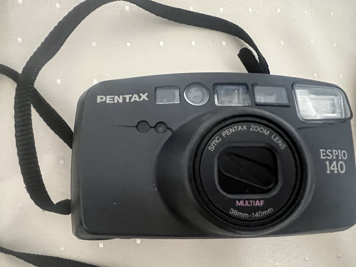 Pentax Fotocamera: Fotoapparat Pentax Espio 140 – Usato da Zürich venduto da jao_2bx7