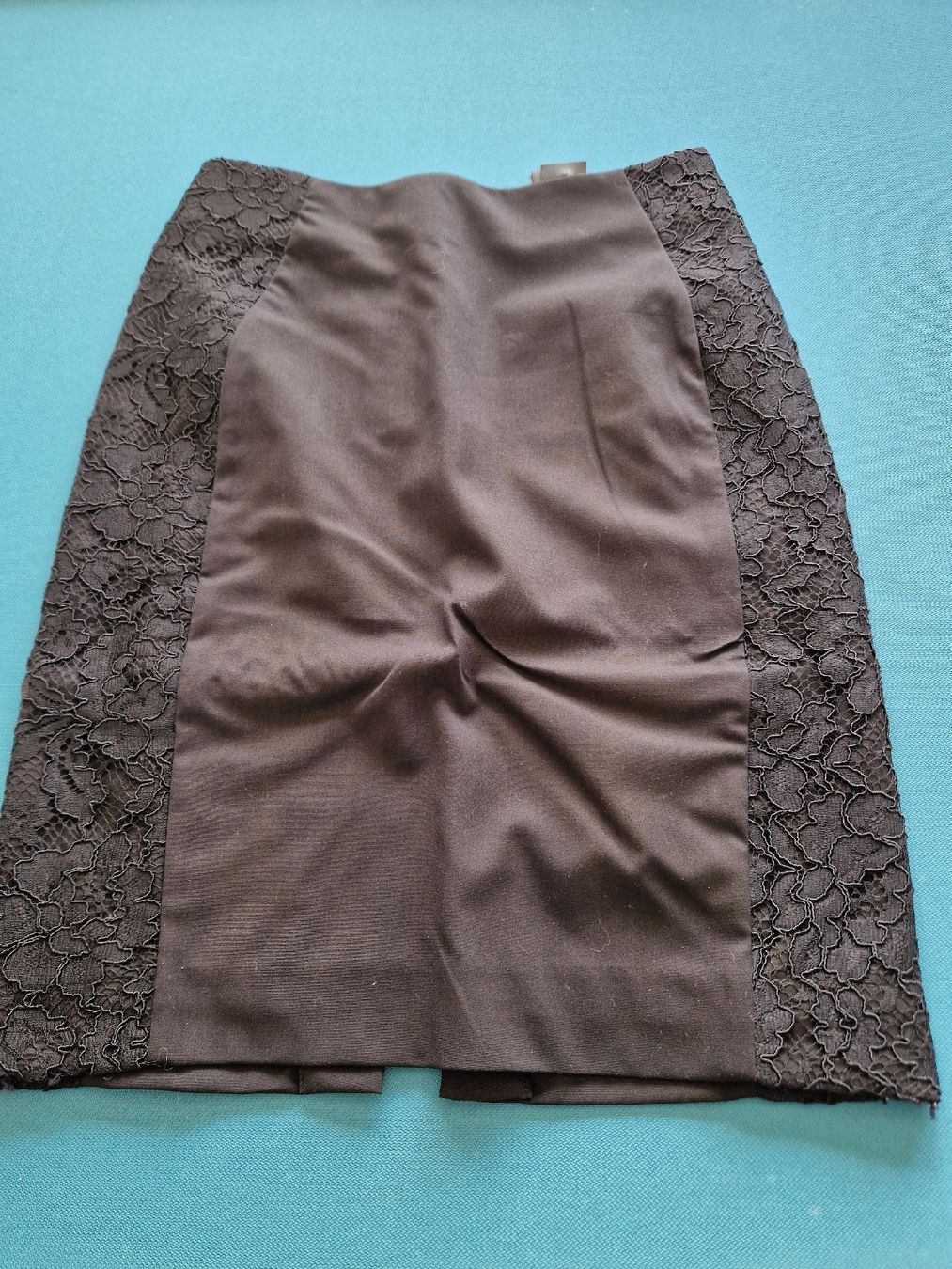 H&M Röcke: Damenjupe schwarz Grösse 36 – Gebraucht aus Bühler von Bluana