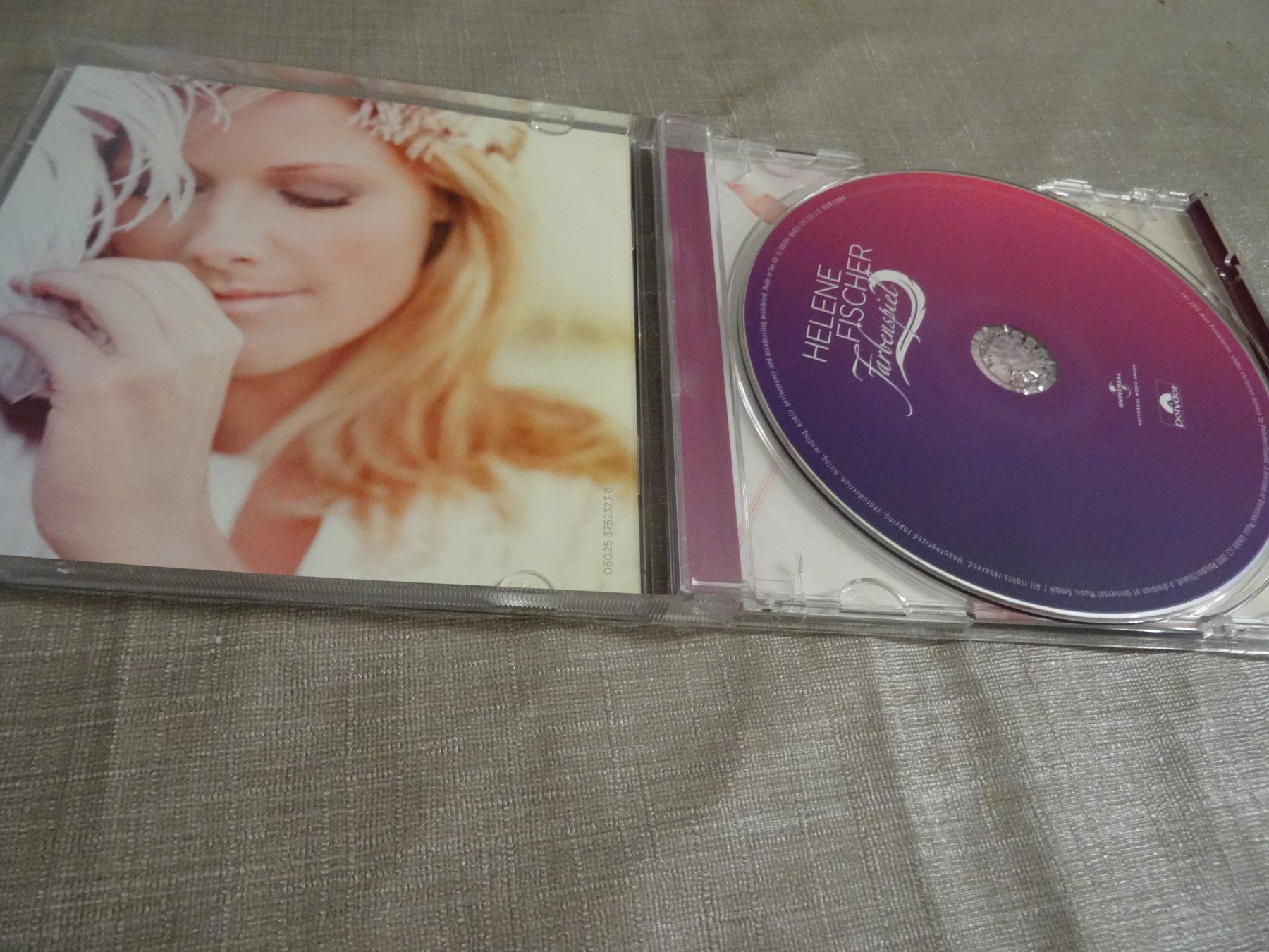 CD: Helene Fischer - Farbenspiel CD – Usato da Olten venduto da Disc-Ausverkauf 1