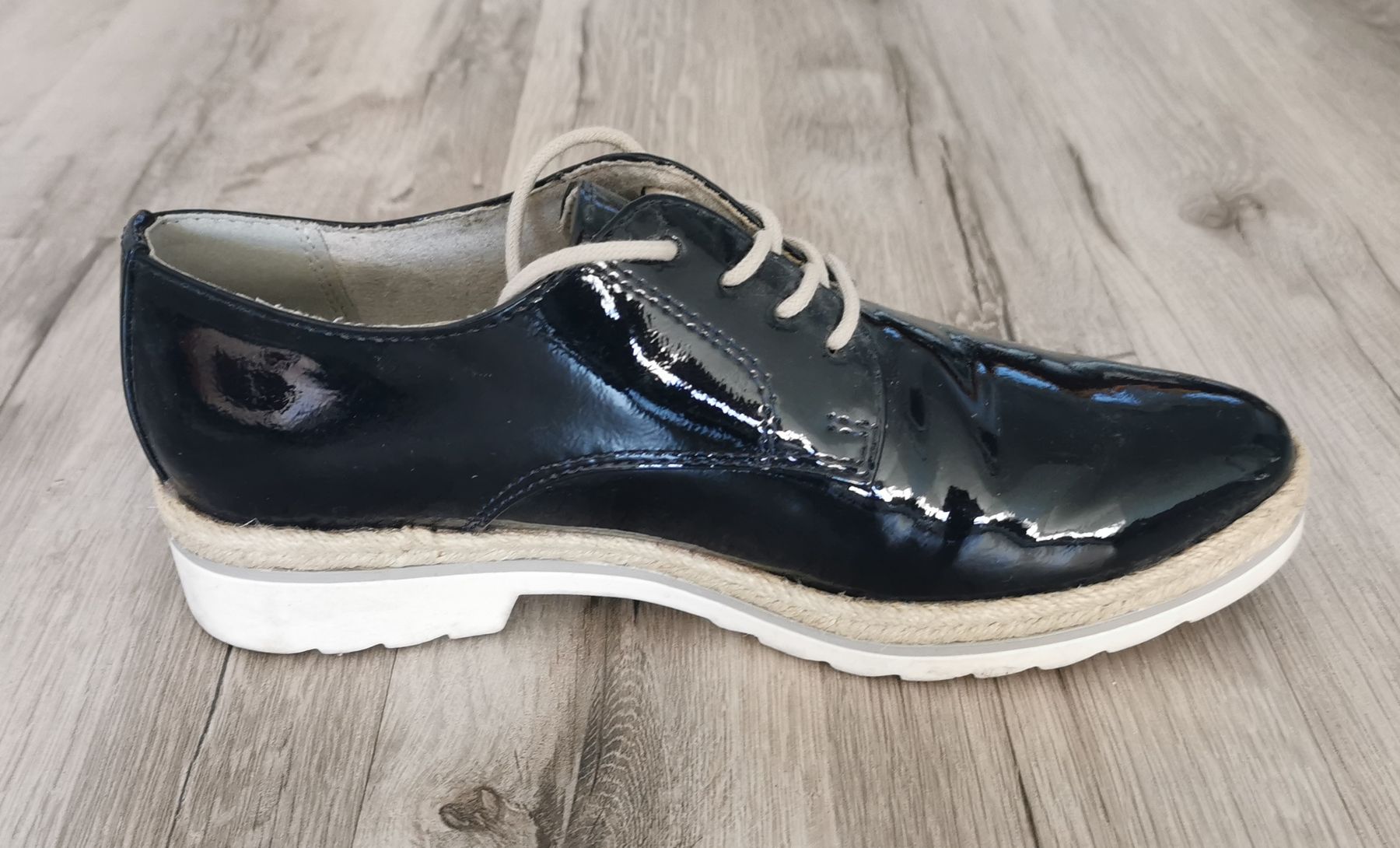 Scarpe da donna: Marco Tozzi Lackschuhe – Nuovo (secondo la descrizione) da Zürich venduto da Seattle2005